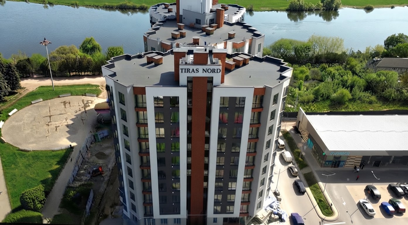 Blocul Tiras Nord pe str. Grigore Vieru 2, vedere aeriană — fotografie reală